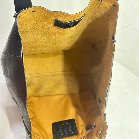 Coach Derby Tote - Black Pebble Leather - Hudson Yards Limited Edition - Picture 8 of 10